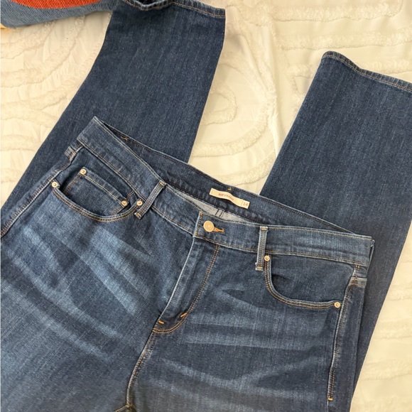 Classic Levi’s 505 Straight Denim Jeans - Picture 5 of 10